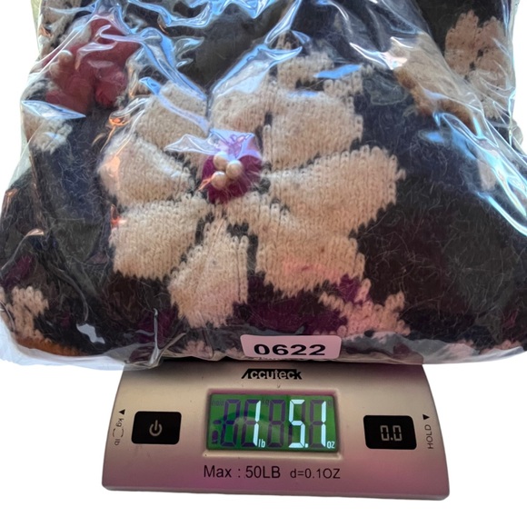 Vintage Kitty Hawk Vivian Lang Sweater Womens Medium 3D Floral Embroidered Knit - Picture 12 of 12